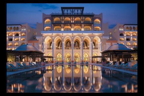 Shangri La Qaryat al Beri Hotel